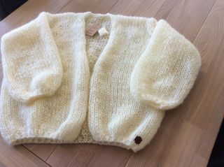 Vest in creamkleur